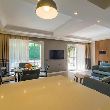Villa Platinium 2 *